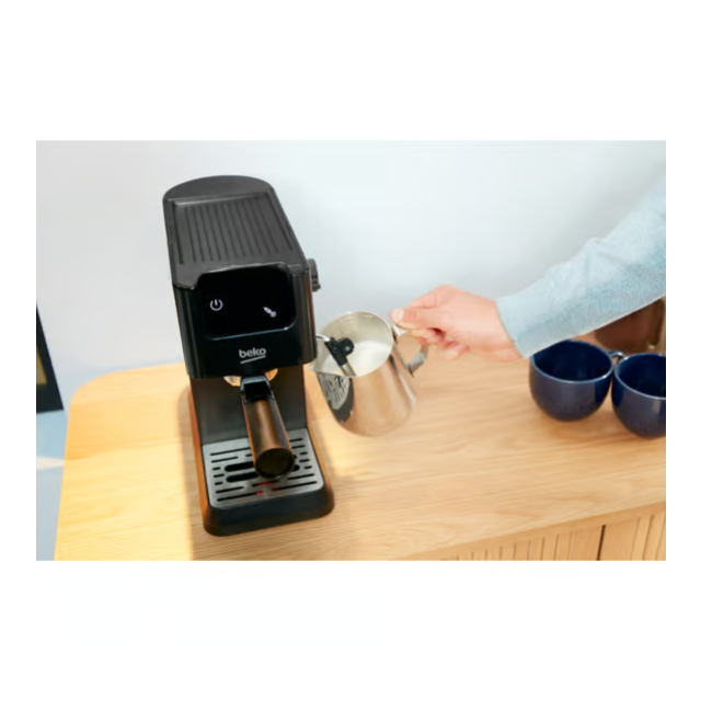 Beko CEP5302B CaffeExperto Manual Espresso Coffee Machine with Steam Wand - Black
