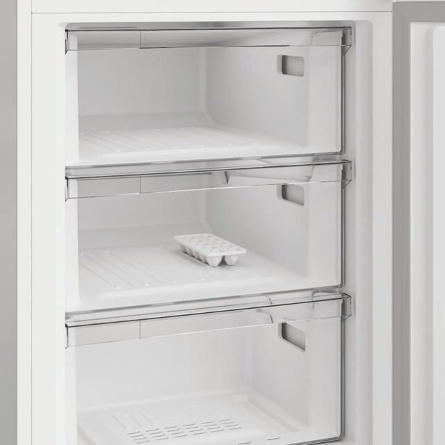 Indesit INKS 1361 W4UK Freestanding 60/40 Fridge Freezer - White
