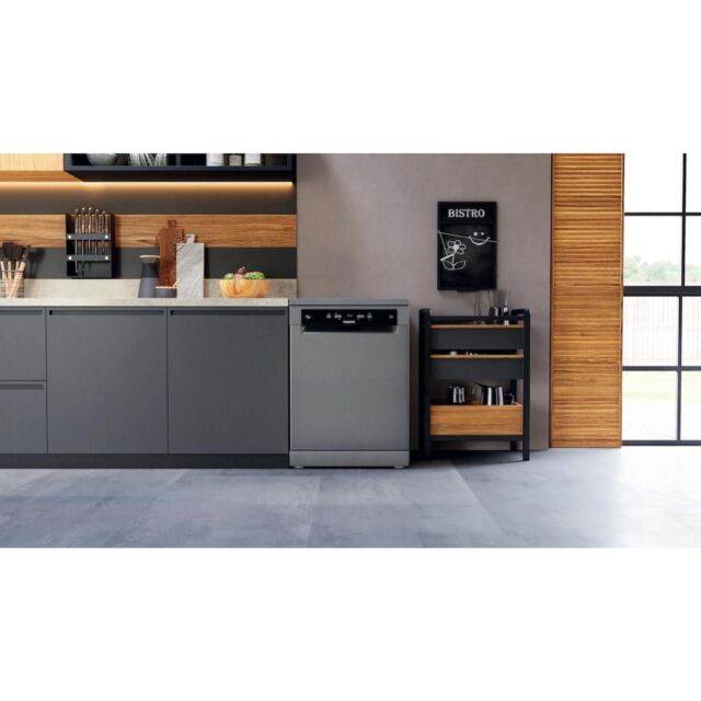 Hotpoint HFC 3C26 WC X UK Dishwasher - Inox