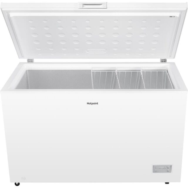 Hotpoint HPCF3714UK 371L Low Frost White Chest Freezer with Freezer Protect