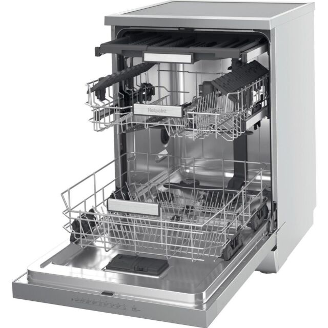 Hotpoint H7F HP43 X UK Maxi Space Freestanding 15 Place Settings Dishwasher