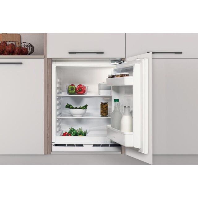 Indesit INBUL011.UK Undercounter Integrated Fridge