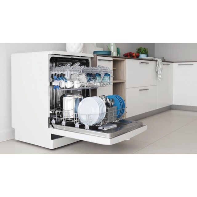 Indesit Dishwasher: full size, white colour - D2F HK26  UK