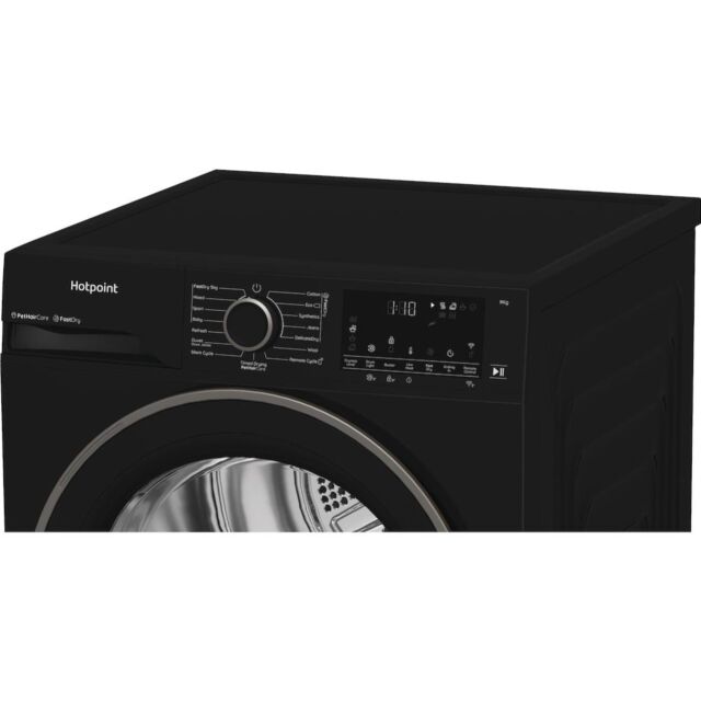 Hotpoint CHD94MBBSUK Fabric Care 9kg Heat Pump Tumble Dryer with HomeWhiz