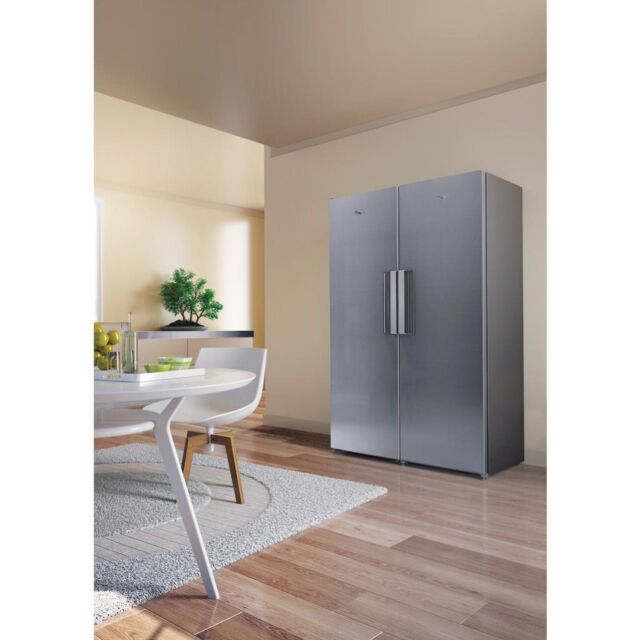 Whirlpool UW8 F2C XLSB UK 2 Freezer 252L - Silver