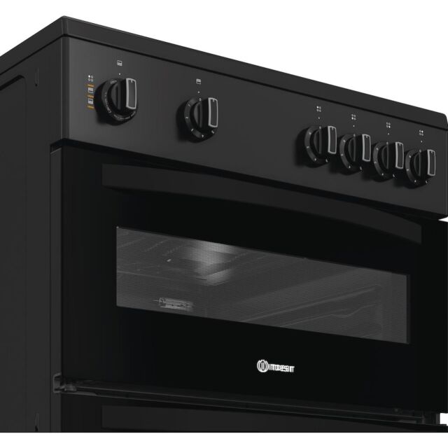 Indesit ITE6VMB Freestanding 60cm Electric Cooker with Ceramic Hob