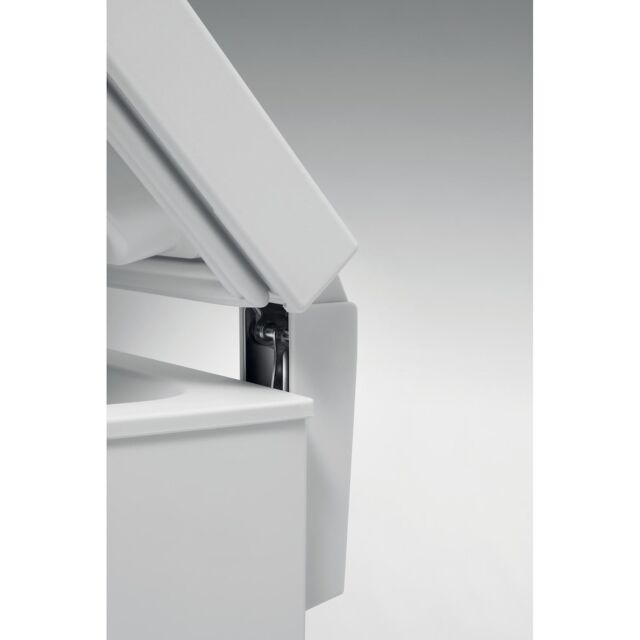 Whirlpool WHM46122 Chest Freezer 432L - White