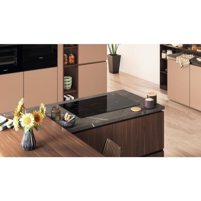 Hotpoint HTX8017DCF2 HeatControl 80cm Induction Hob with CleanProtect