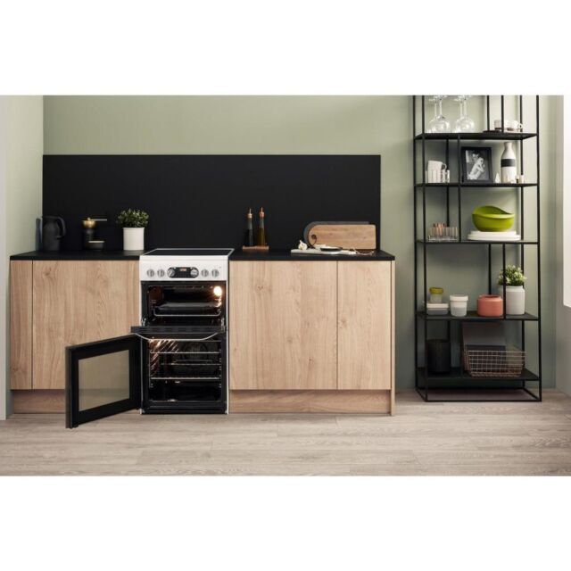 Hotpoint HD5V93CCW/UK Electric Freestanding Double Cooker - White