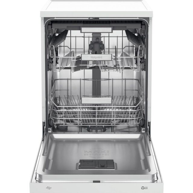 Hotpoint H7F HS41 UK Maxi Space Freestanding 15 Place Settings Dishwasher