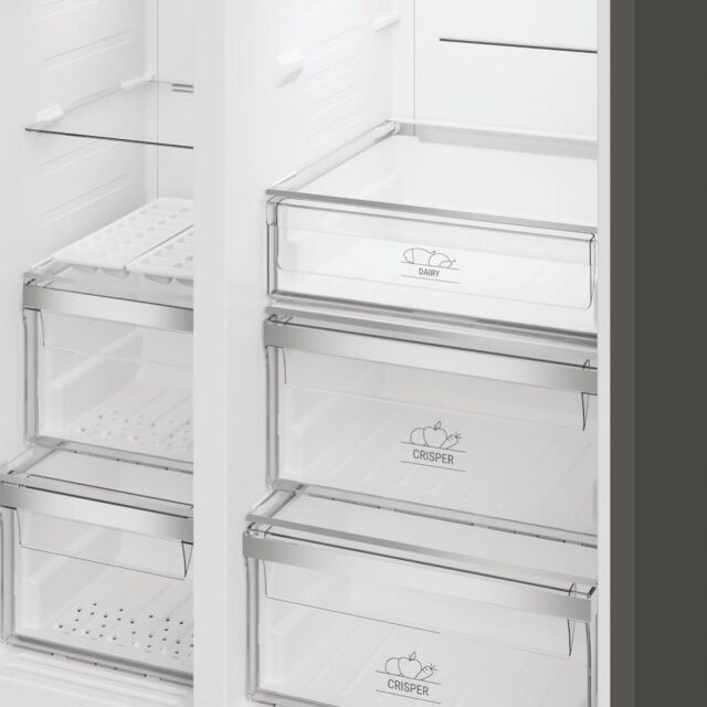 Hotpoint HPG26583WXP4UK Freestanding American Fridge Freezer with FreshShield - Inox