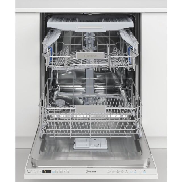 Indesit DIO 3T131 FE UK Integrated Dishwasher