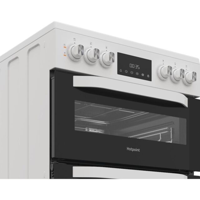 Hotpoint HTE6VDCW Freestanding 60cm Ceramic Electric Cooker - White