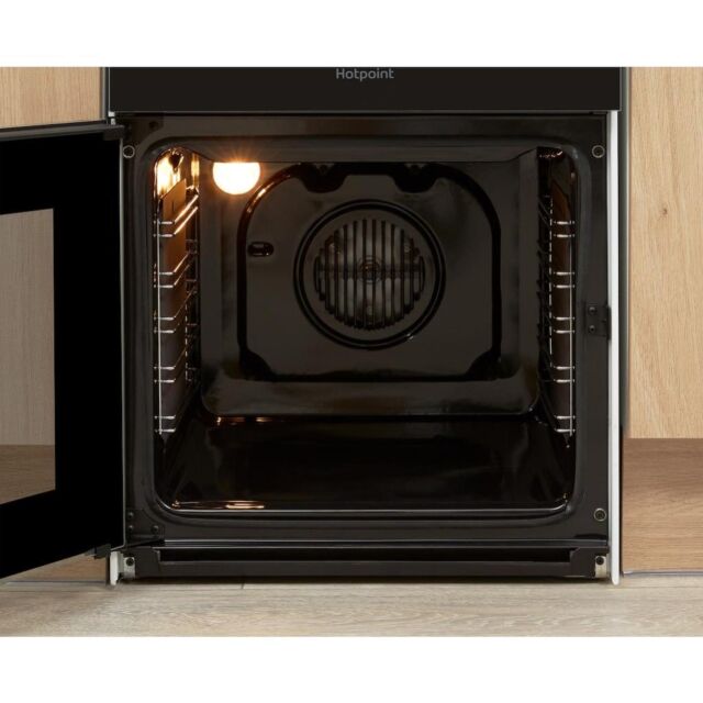 Hotpoint HD5V93CCW/UK Electric Freestanding Double Cooker - White