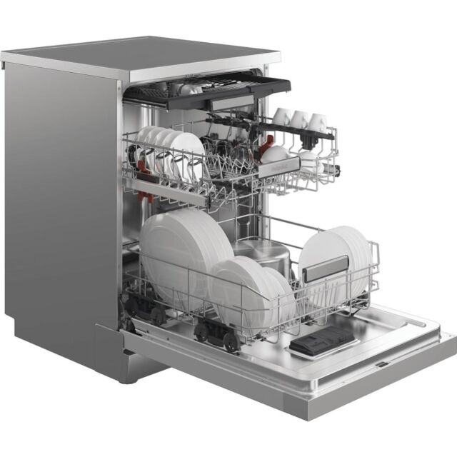 Hotpoint H7FHP43XUK Freestanding 60cm Dishwasher with 15 Place Settings - Stainless Steel