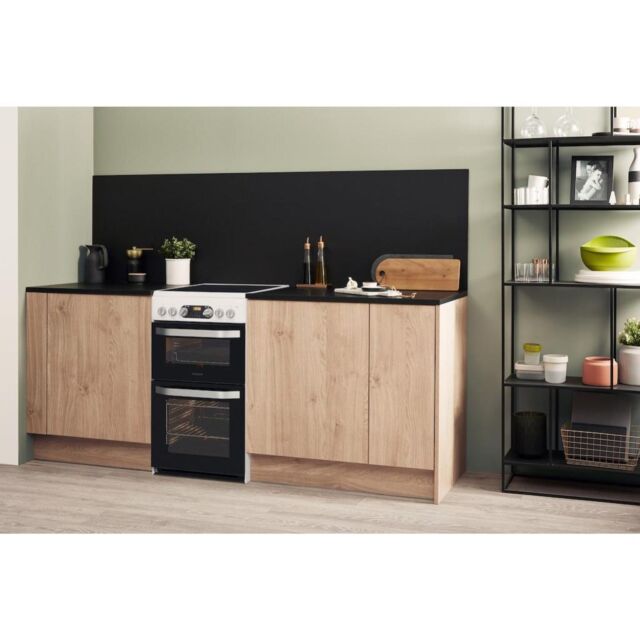 Hotpoint HD5V93CCW/UK Electric Freestanding Double Cooker - White