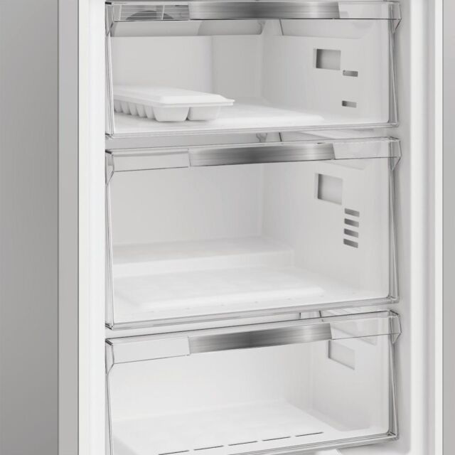 Hotpoint HPK 26362 XP5UK Dual No Frost 60/40 Fridge Freezer with EvenFlow - Inox