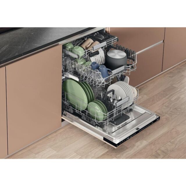 Hotpoint H8I HP42 L UK Hydroforce 60cm Integrated Dishwasher
