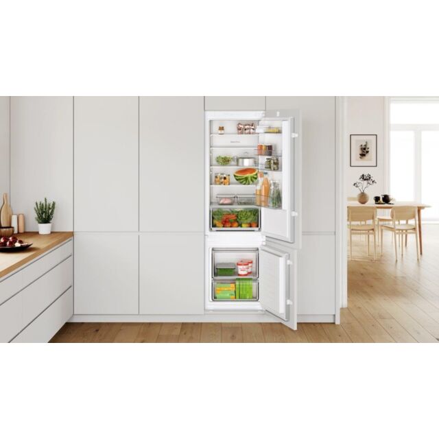 Bosch KIV87NSE0G, Built-in fridge-freezer with freezer at bottom