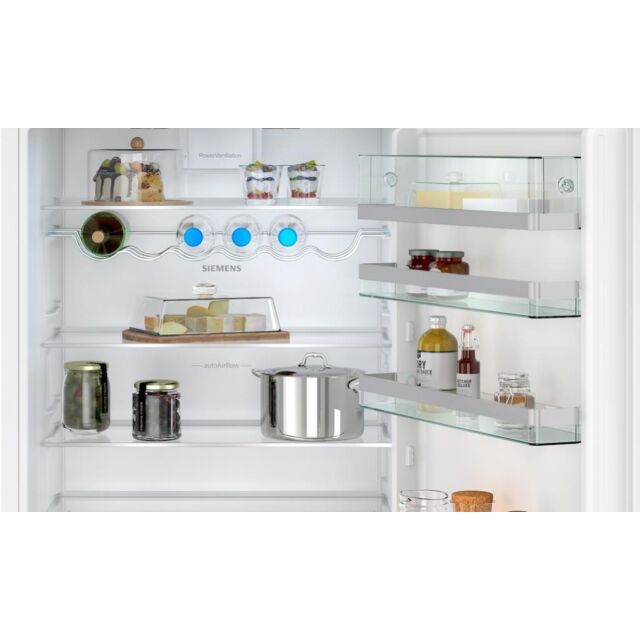 Siemens KB96NADD0G, Built-in fridge-freezer with freezer at bottom