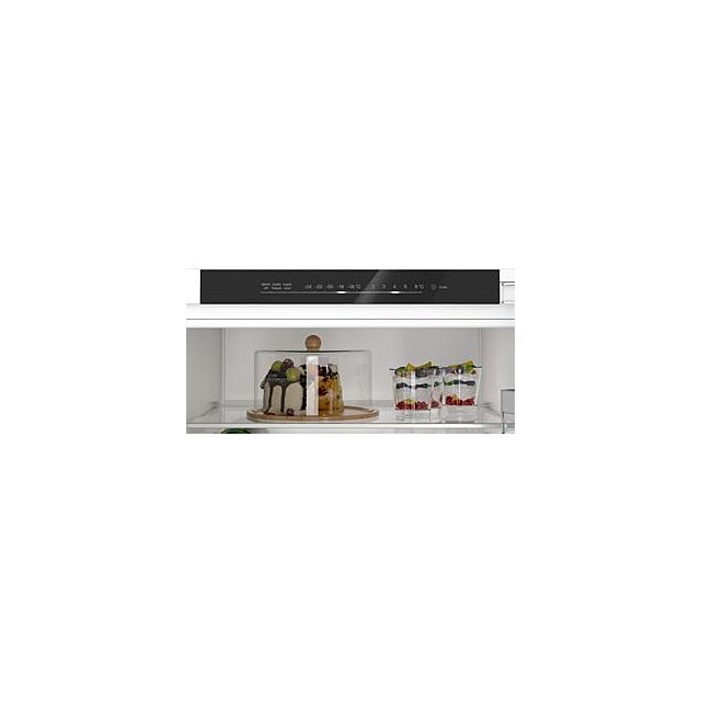 Siemens KI96NVFD0, Built-in fridge-freezer with freezer at bottom