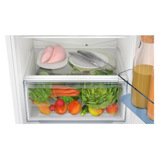 Bosch KIN96NSE0G, Built-in fridge-freezer with freezer at bottom