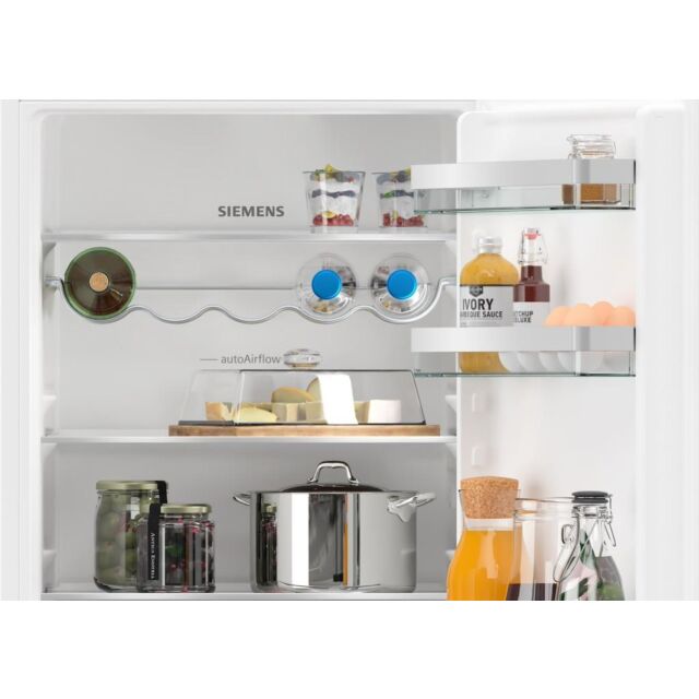 Siemens KI86NVFE0G, Built-in fridge-freezer with freezer at bottom