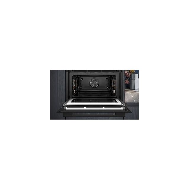 Siemens CM778GNB1B, Built-in compact oven with microwave function