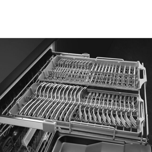 Smeg DFFABBL 60cm 50s Style Freestanding Dishwasher, Black