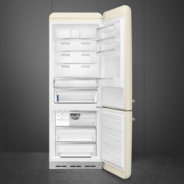Smeg FAB38RCR5 70cm 50s Style Right Hand Hinge Fridge Freezer, Cream