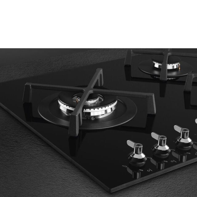 Smeg PV395LN 90cm Classic Gas Hob in Black Gas on Glass on Steel