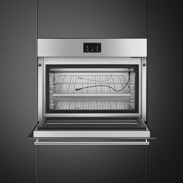 Smeg SBC4304X 45cm Classic Blast Chiller in Eclipse Black Glass