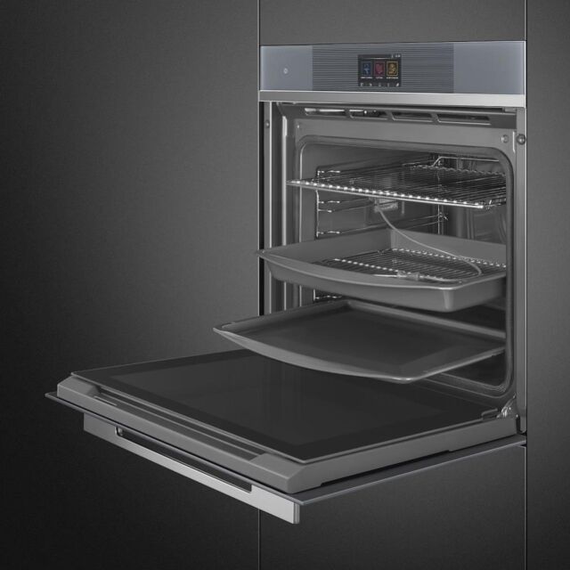Smeg SOP6104TPS 60cm Linea Pyrolytic Single Oven with VIVOScreen