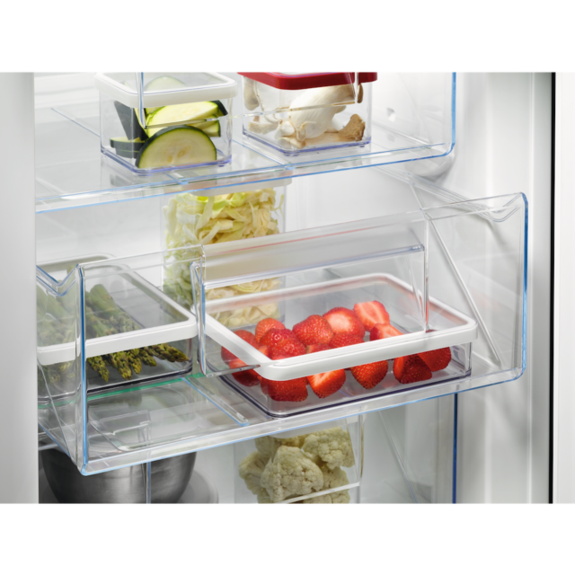 AEG OAB6L88ES 6000 Series Upright LowFrost Freezer