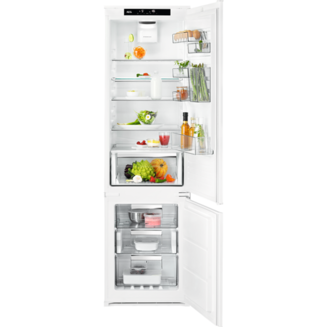 AEG SCE819E5TS Integrated Fridge Freezer