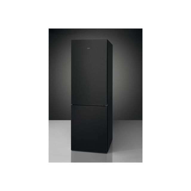 AEG RCB732E7MG Freestanding Frost Free Fridge Freezer