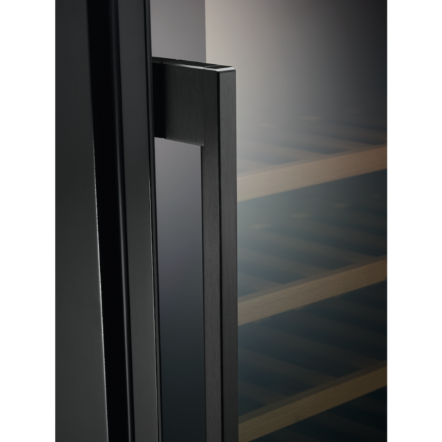 AEG AWS4020B5B 5000 Series Built-In Wine Cooler