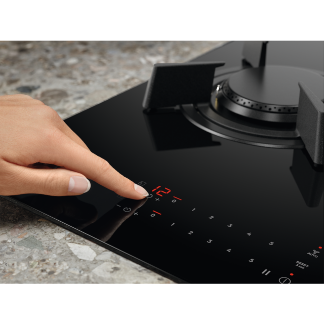 AEG HVB8453IB 9000 Series 80cm 4 Burner Gas Hob