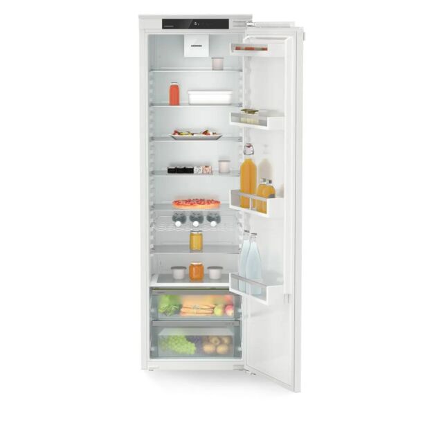 Liebherrr IRE5100 EasyFresh, Door on Door